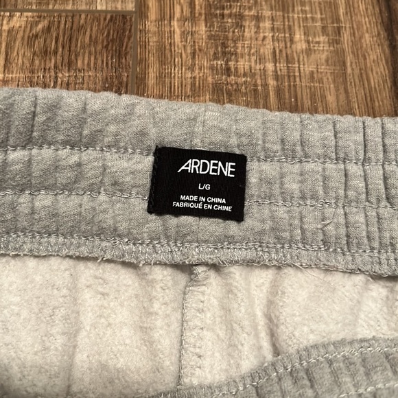 BUNDLE 3/$12 Ardene Grey Sweatpants - Picture 4 of 5